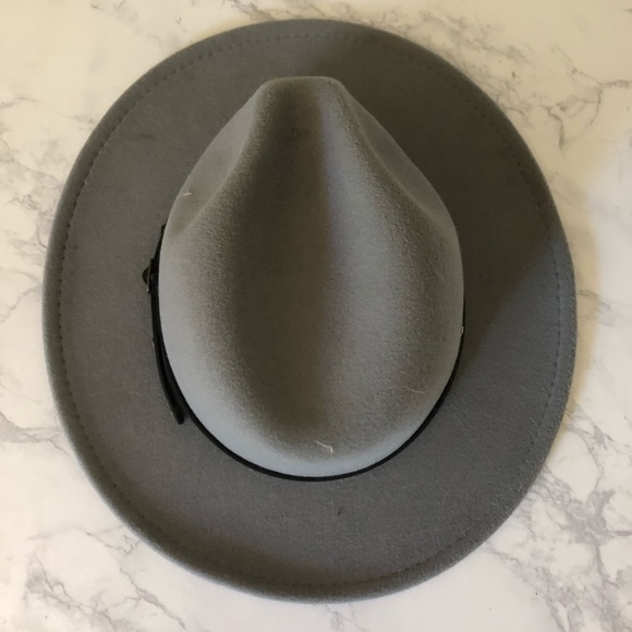 Gray Women Belt Buckle Fedora Hat - Picture 4 of 5